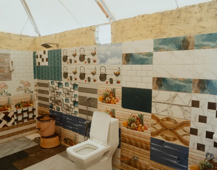 Luxury Super Deluxe Tent Bathroom